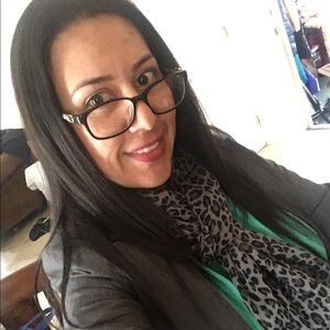 Meet your Posher, Veronica